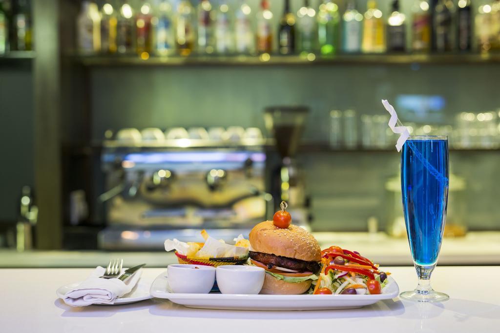 Genesis All-Suite Hotel Johannesburg Dış mekan fotoğraf